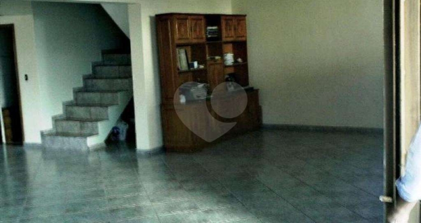 Sobrado com 4 quartos à venda em Jardim Peri - SP