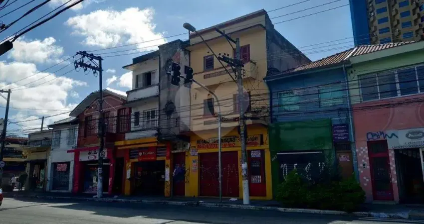 Prédio à venda na Rua Voluntários da Pátria, Santana, São Paulo