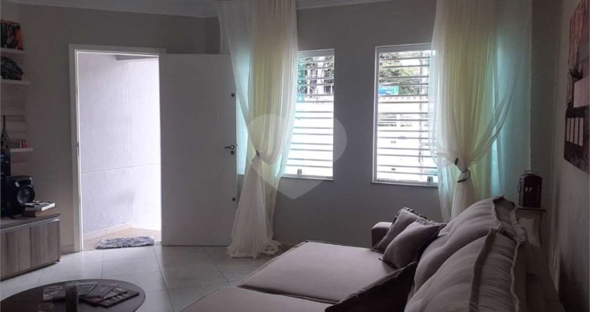 Sobrado com 3 quartos à venda em Vila Vitório Mazzei - SP