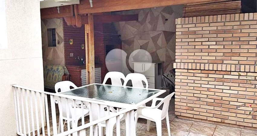 Sobrado com 4 quartos à venda em Jardim Das Laranjeiras - SP