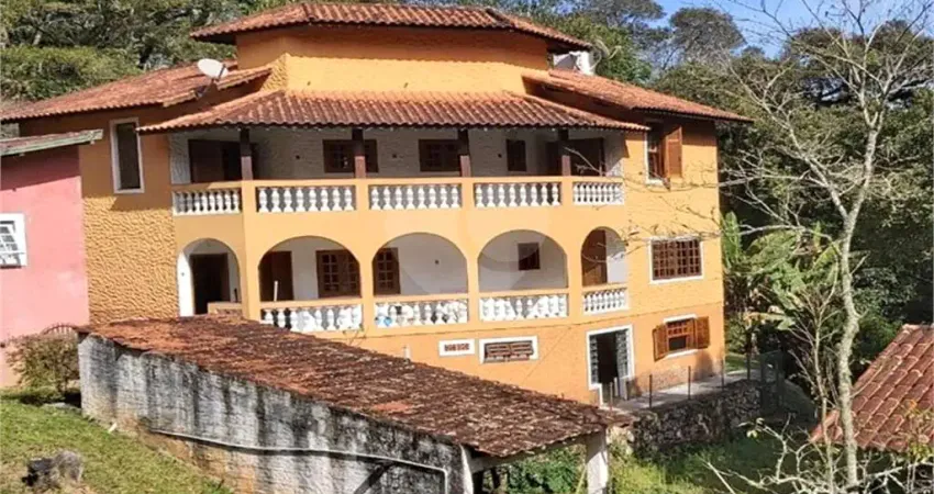 Sobrado com 3 quartos à venda em Serra Da Cantareira - SP