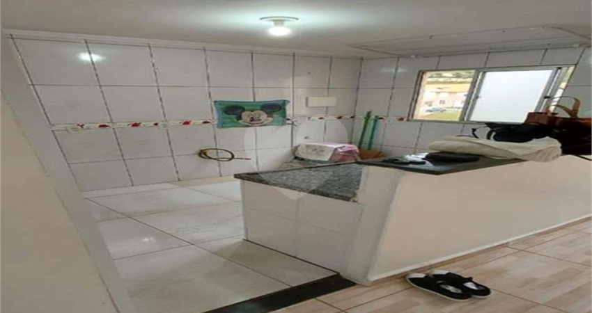 Apartamento com 2 quartos à venda em Água Chata - SP