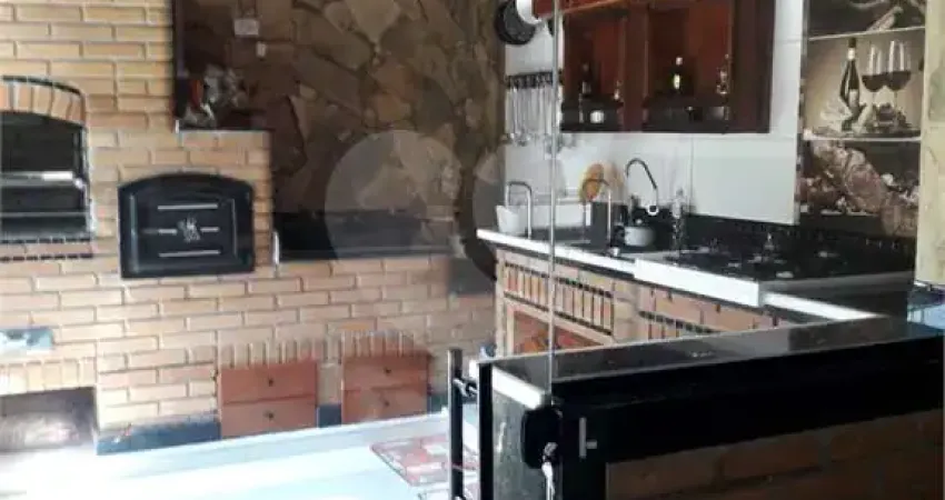 Sobrado com 4 quartos à venda em Santa Inês - SP