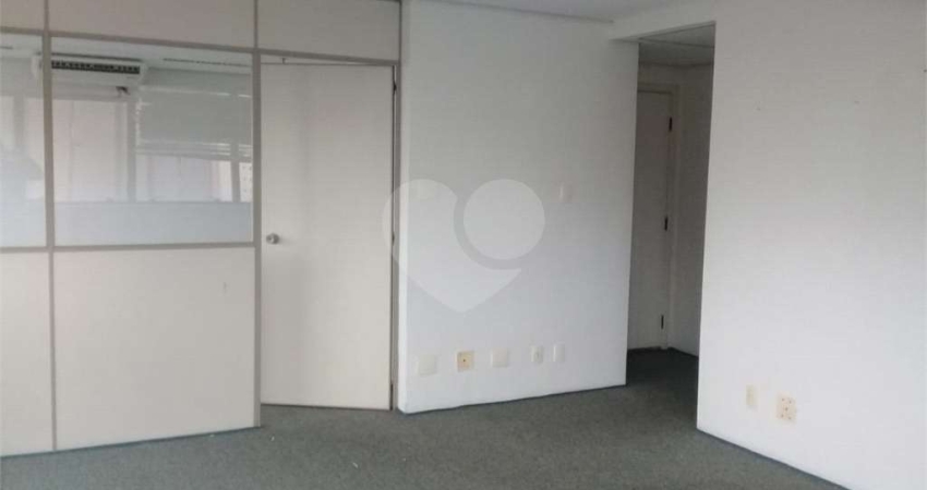 Sala comercial à venda na Rua Deputado Lacerda Franco, Pinheiros, São Paulo