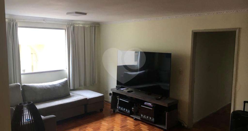 Apartamento com 3 quartos à venda na Rua Voluntários da Pátria, Santana, São Paulo