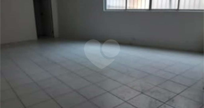 Prédio inteiro à venda em Santa Teresinha - SP