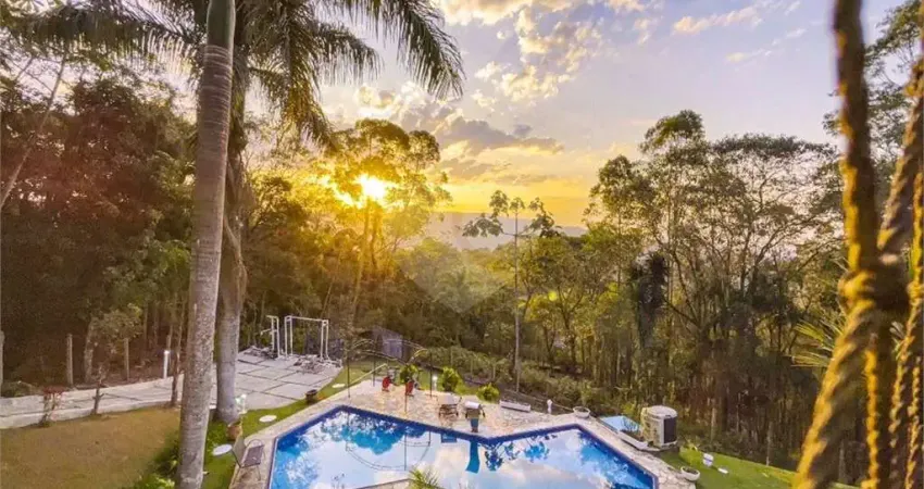 Casa em condomínio fechado com 4 quartos à venda na Das Gaivotas, Serra da Cantareira, Mairiporã