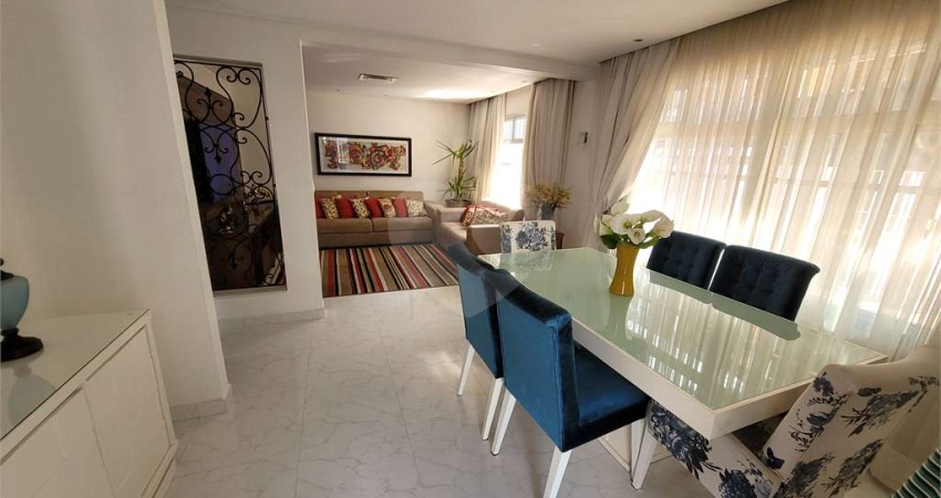 Casa térrea com 3 quartos à venda em Imirim - SP