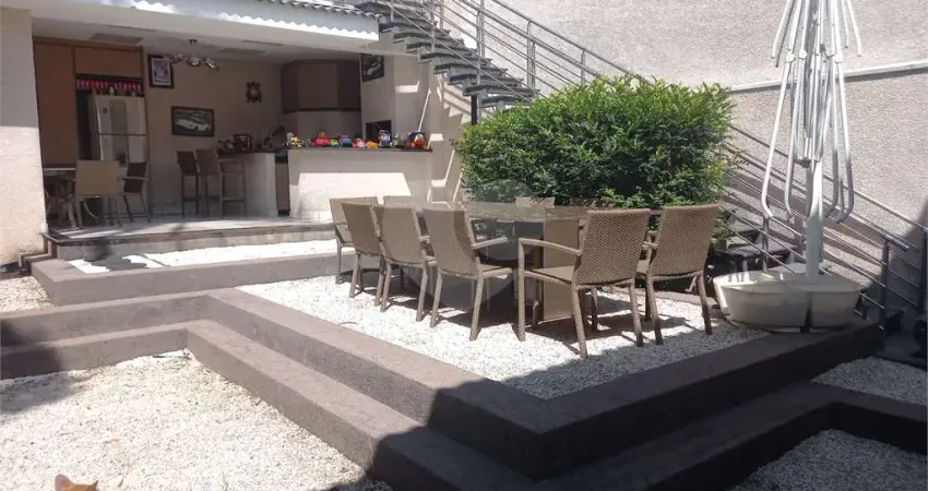 Sobrado com 3 quartos à venda em Jardim Franca - SP