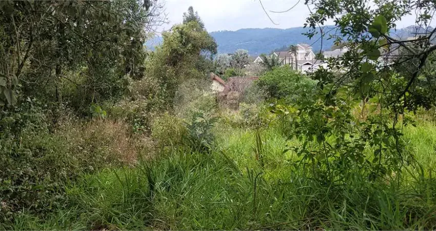 Casa em condomínio fechado à venda na São Pedro, Serra da Cantareira, Mairiporã
