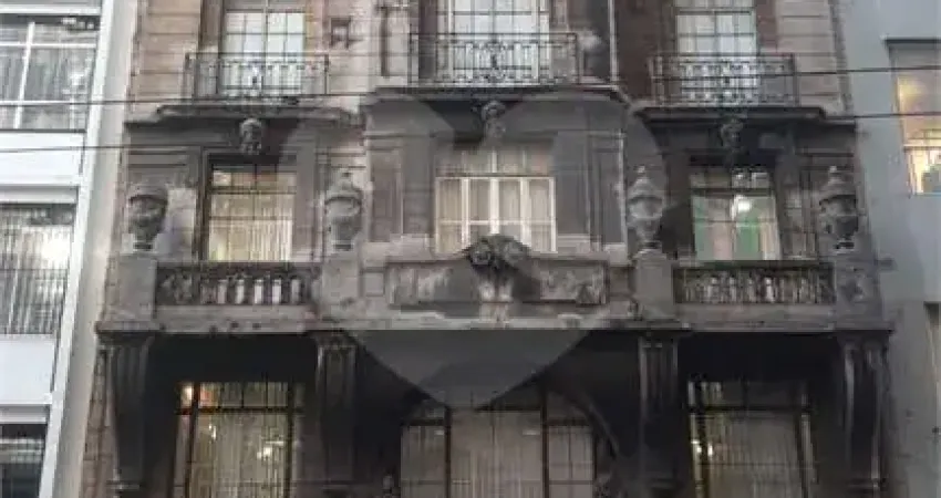 Sala comercial à venda na Rua Líbero Badaró, Centro, São Paulo