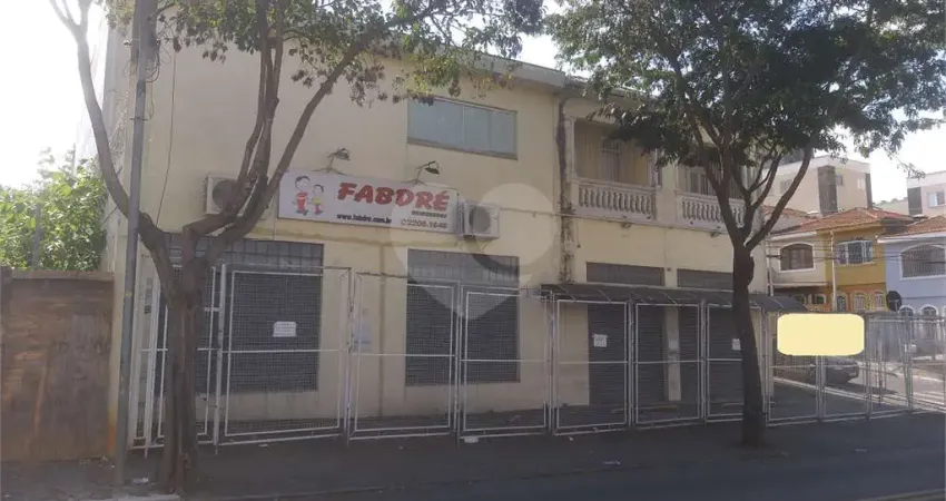 Prédio inteiro à venda em Vila Mazzei - SP