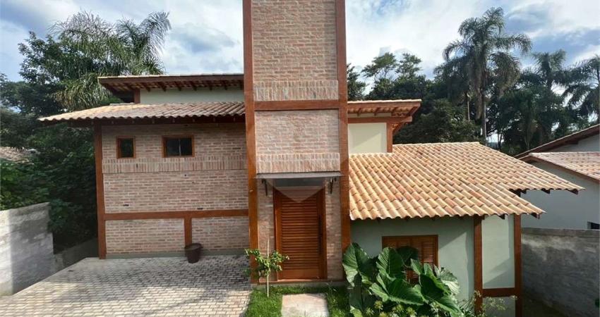 Casa com 3 quartos à venda na Dos Guarantans, Serra da Cantareira, Mairiporã