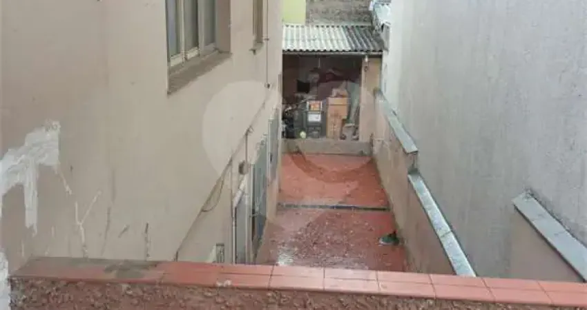 Casa térrea com 4 quartos à venda em Vila Baruel - SP