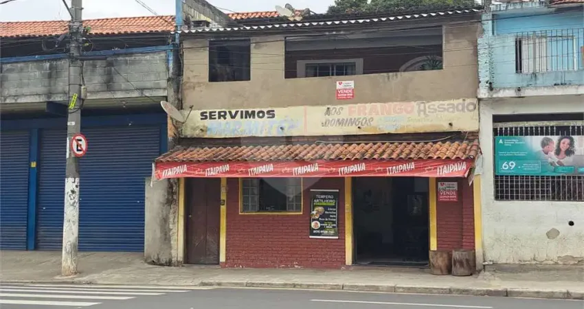 Casa comercial à venda no Centro, Mairiporã