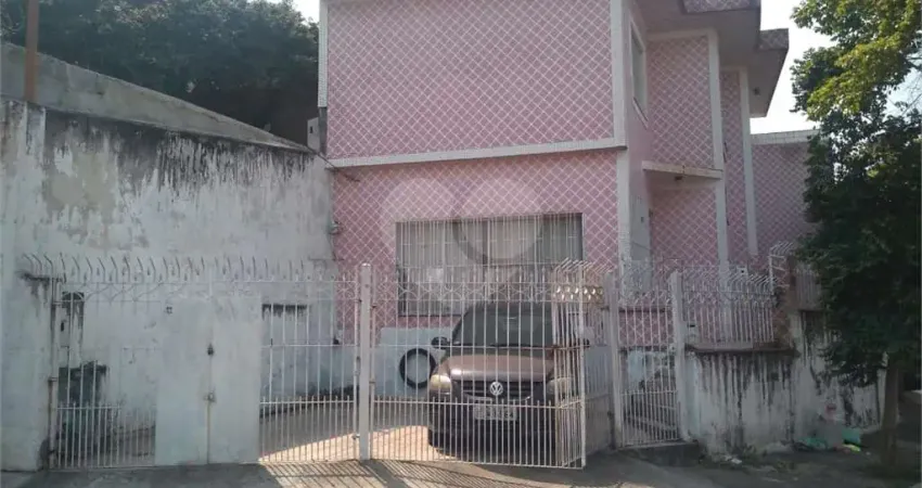 Sobrado com 3 quartos à venda em Vila Constança - SP