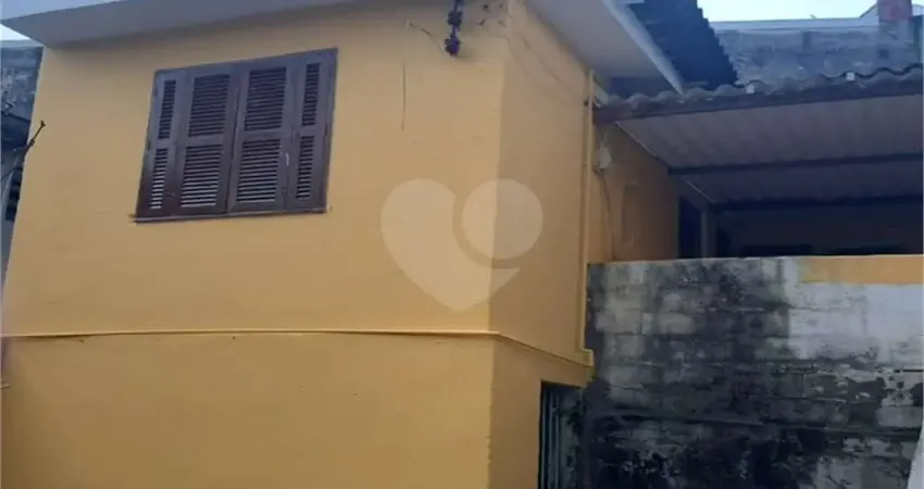 Casa térrea com 1 quartos à venda em Jardim Do Papai - SP