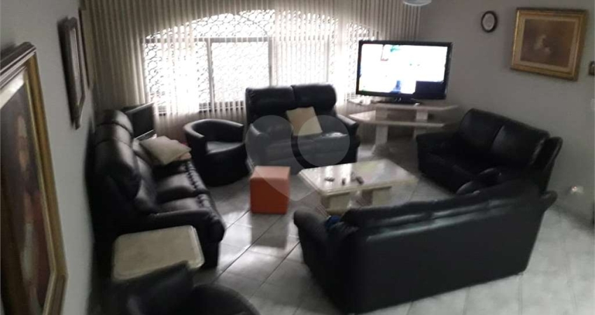 Casa com 4 quartos à venda na Rua Dentista Barreto, Vila Carrão, São Paulo