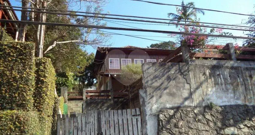 Chácara / sítio com 5 quartos à venda no Horto Florestal, São Paulo