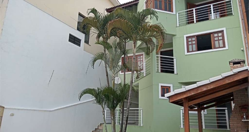 Sobrado com 4 quartos à venda em Jardim Virginia Bianca - SP