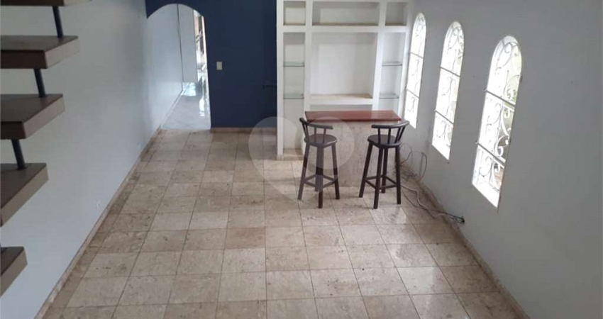Sobrado com 4 quartos à venda em Jardim Virginia Bianca - SP