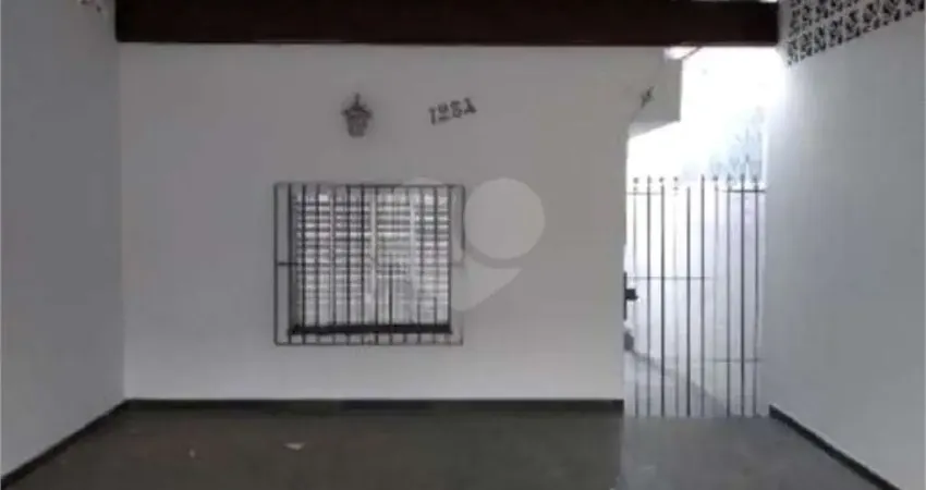 Casa térrea com 2 quartos à venda em Vila Prado - SP