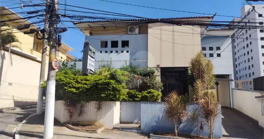 Casa com 4 quartos à venda na Rua Frei Vicente do Salvador, Santana, São Paulo