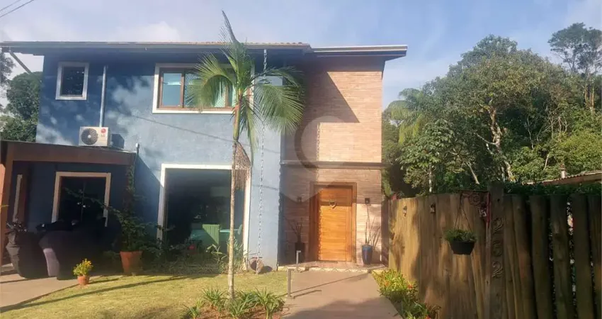 Condomínio com 3 quartos à venda em Roseira - SP