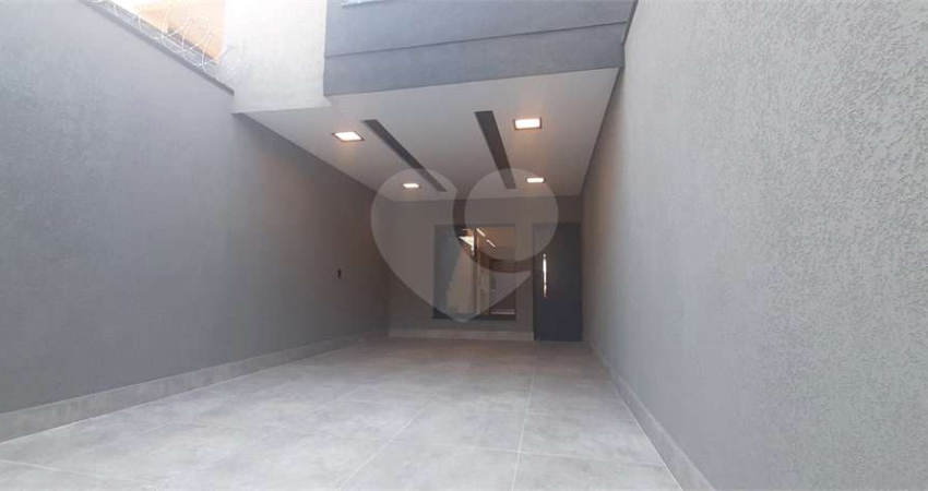 Casa com 3 quartos à venda na Cândida Alembertie, Vila Medeiros, São Paulo