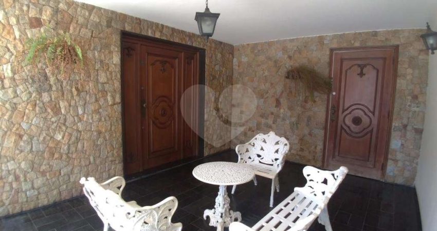 Casa com 4 quartos à venda ou para locação em Vila Paulicéia - SP