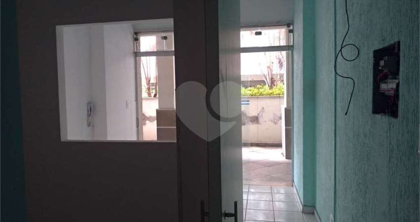Sala comercial para alugar na Rua Tamandaré, Liberdade, São Paulo