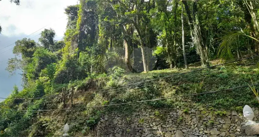 Terreno em condomínio fechado à venda na Rua Princesa de Grã-Pará, Roseira, Mairiporã