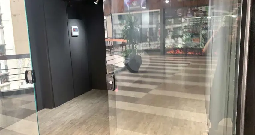 Ponto comercial para alugar na São João 439, República, São Paulo