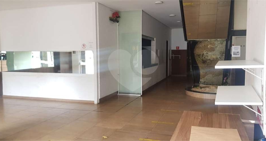 Ponto comercial para alugar na Praça Doutor João Mendes, Centro, São Paulo