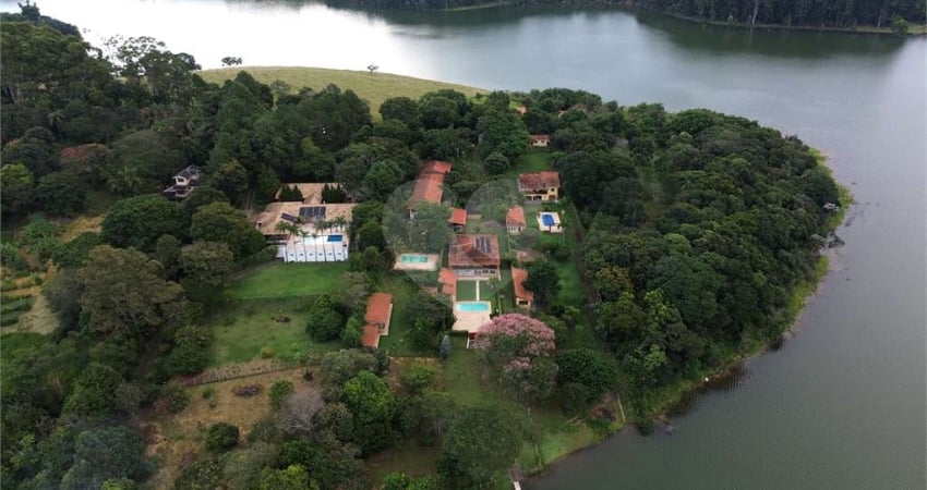 Fazenda à venda na Municipal Dr Lupércio Marques De Assis, Centro, Piracaia