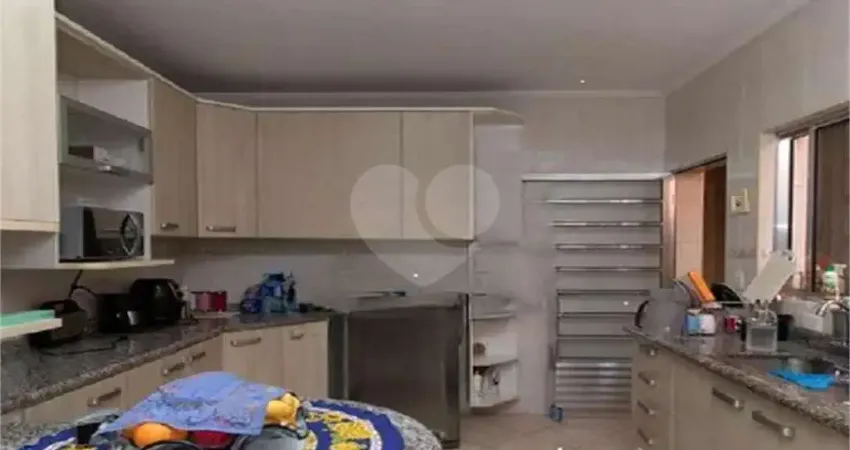 Casa com 3 quartos à venda na Canhemborá, Tucuruvi, São Paulo