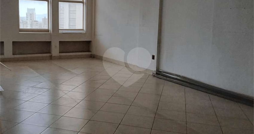 Sala comercial para alugar na Avenida Ipiranga, Centro, São Paulo