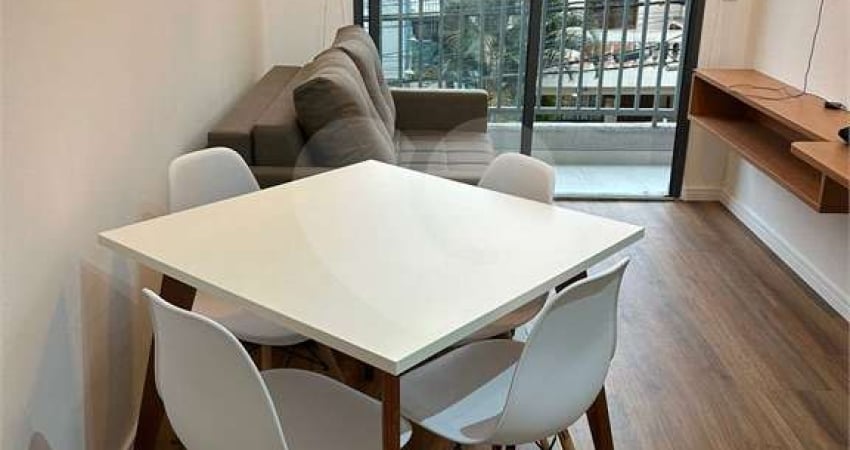 Apartamento com 2 quartos à venda ou para locação em Vila Mariana - SP