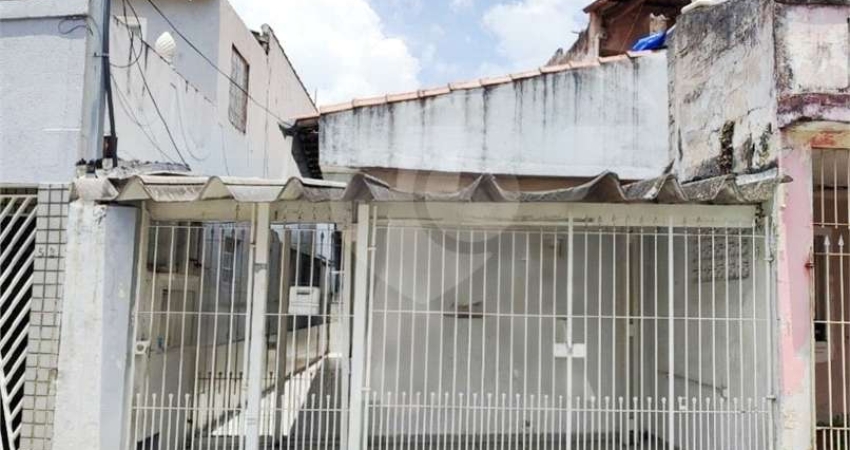 Casa térrea com 2 quartos à venda em Vila Gustavo - SP
