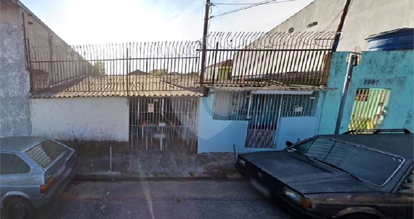 Terreno com 5 quartos à venda em Jardim Peri - SP