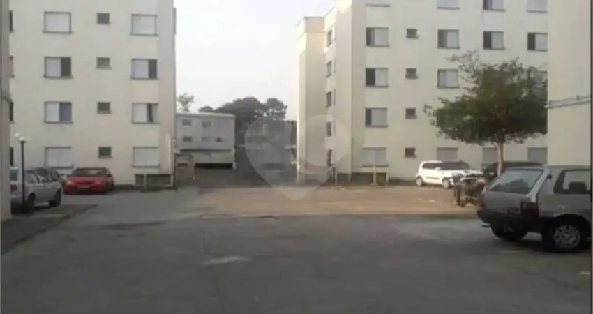 Apartamento com 3 quartos à venda em Cidade Parque Alvorada - SP