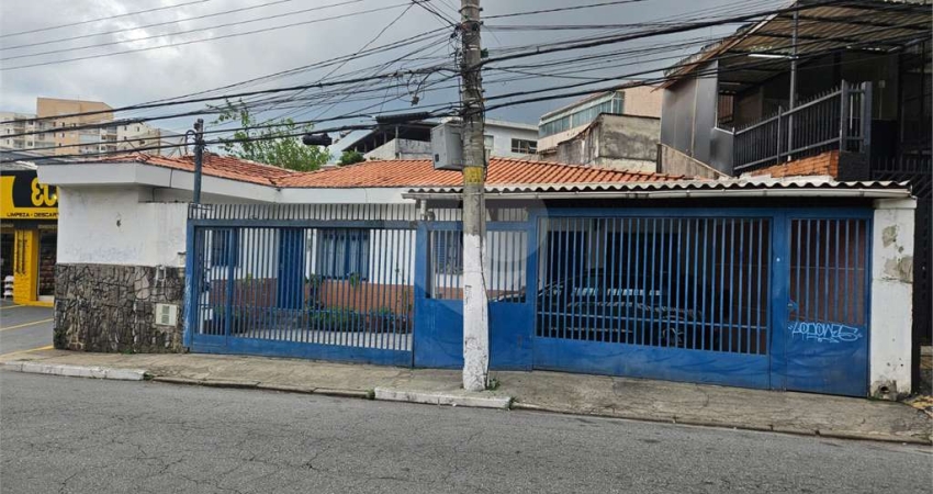Casa com 3 quartos à venda em Vila Vitório Mazzei - SP