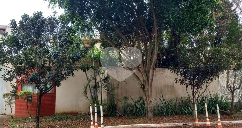 Sobrado com 3 quartos à venda em Jardim Guapira - SP