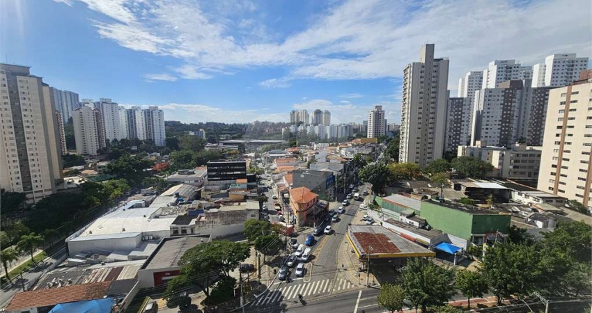 Apartamento com 3 quartos à venda na Avenida Nossa Senhora do Sabará, Campo Grande, São Paulo