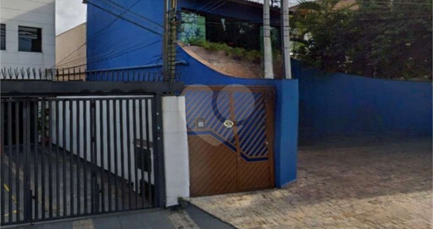 Sobrado com 4 quartos à venda ou para locação em Carandiru - SP