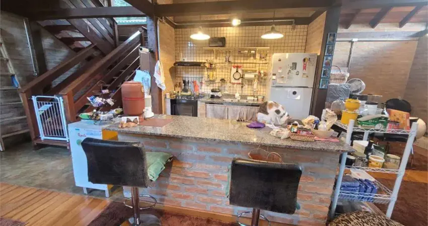 Casa com 3 quartos à venda ou para locação em Roseira - SP