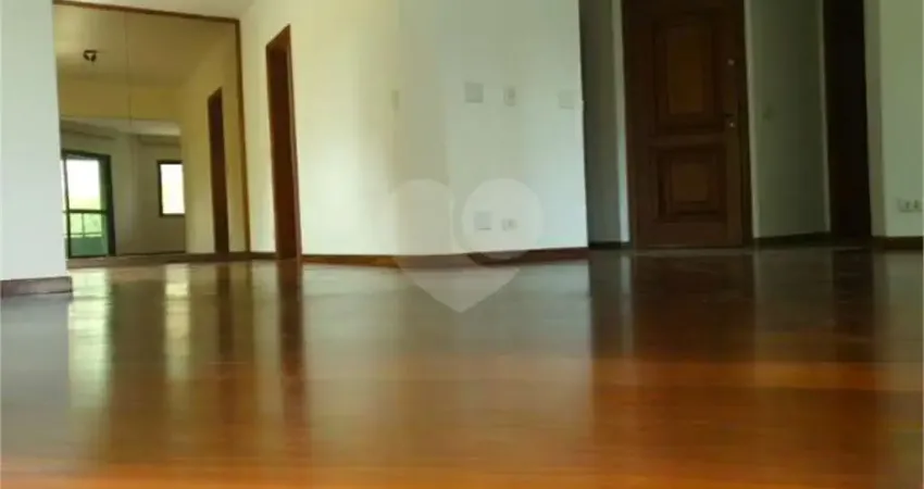 Apartamento com 4 quartos à venda na Alameda dos Guaramomis, Moema, São Paulo