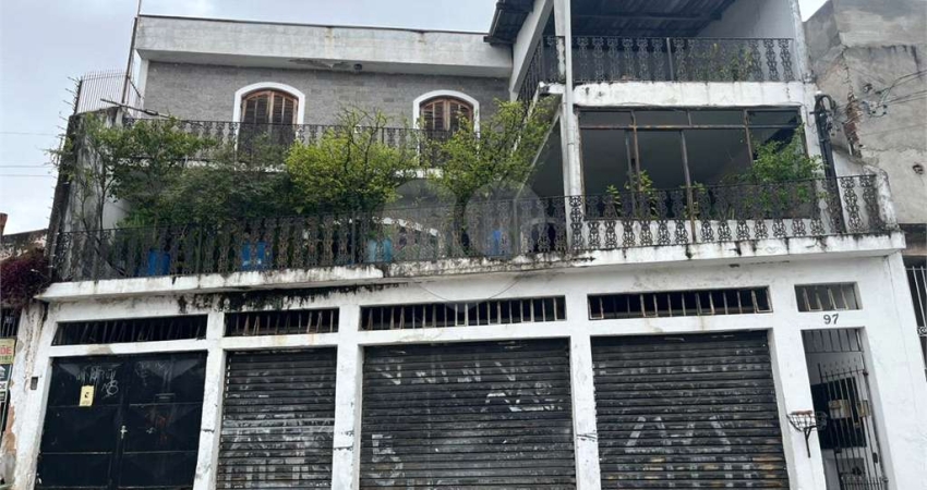 Sobrado com 3 quartos à venda em Parque Casa De Pedra - SP