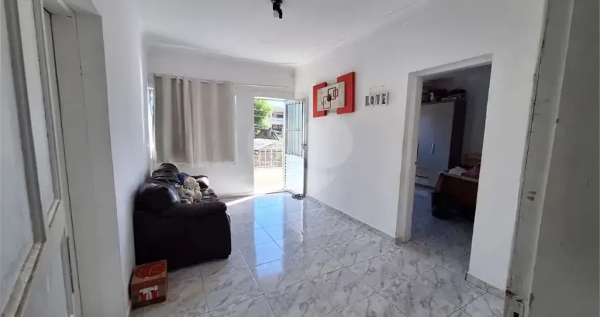 Casa com 8 quartos à venda na Rua Morenamé, Penha, São Paulo