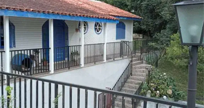 Casa em condomínio fechado com 3 quartos à venda na Das Gaivotas, Serra da Cantareira, Mairiporã